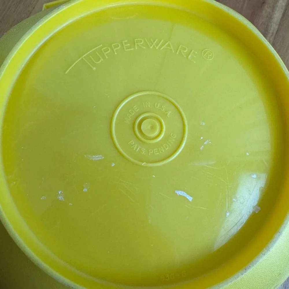 Tupperware‎ Servalier Vintage 6 cup yellow bowl 836-6